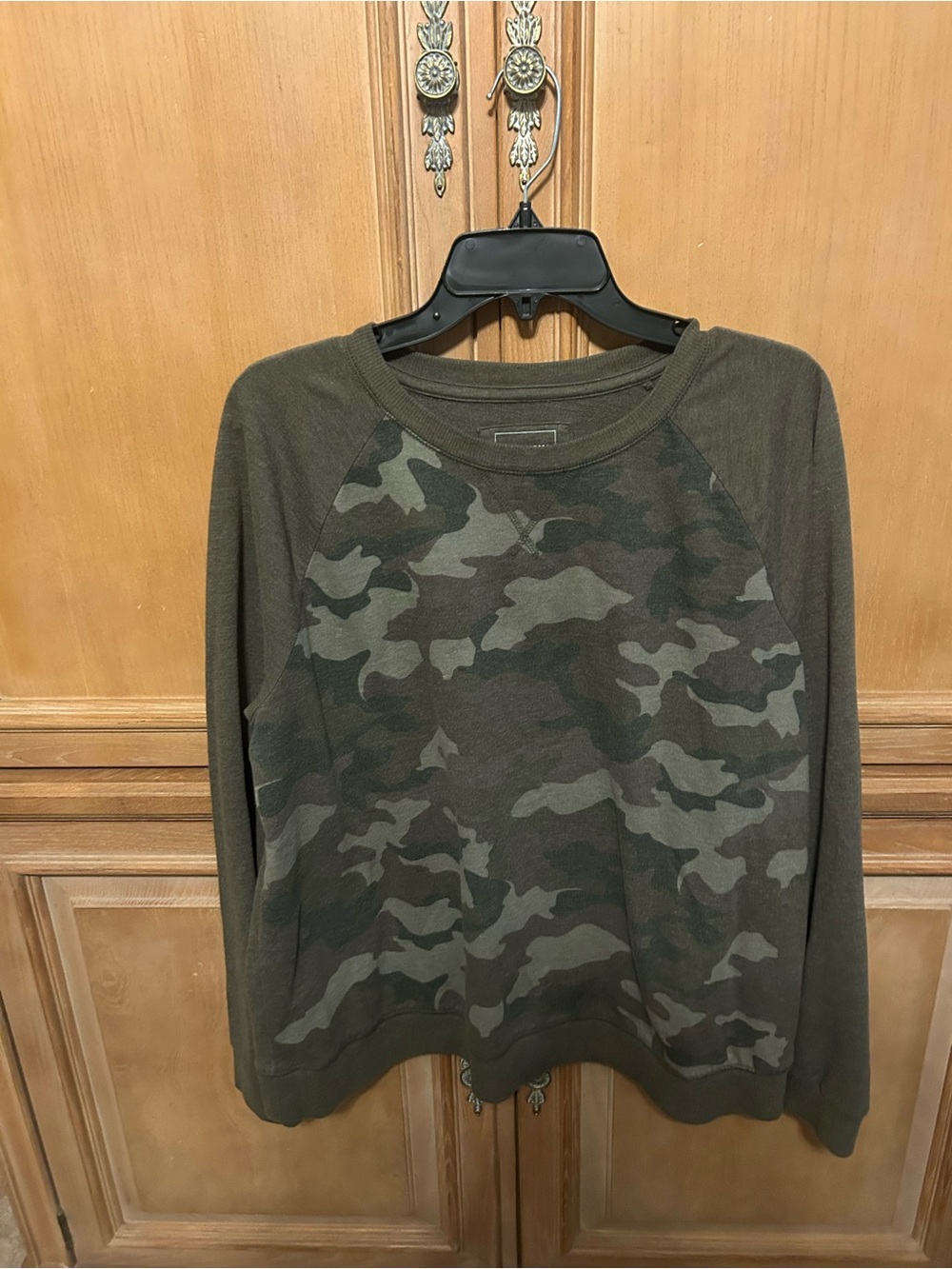 Sonoma Olive Camo Raglan Pullover